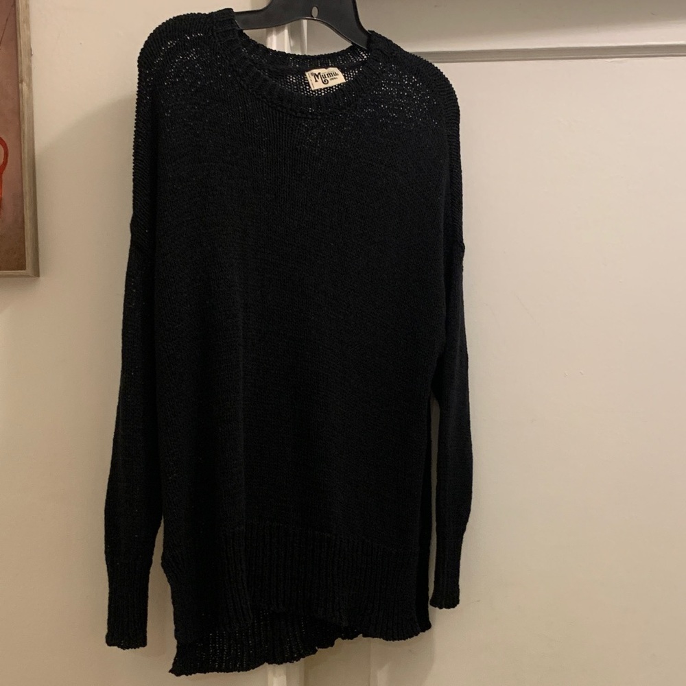 Show Me Your MuMu Elegant Black Crewneck Sweater - Preloved